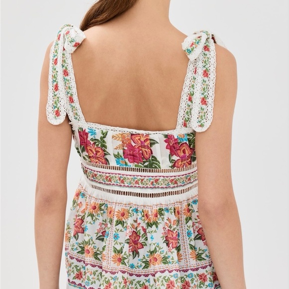 FARM Rio Multicolor Floral Blouse - Picture 6 of 6